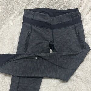 Lululemon Gray mid-rise Leggings